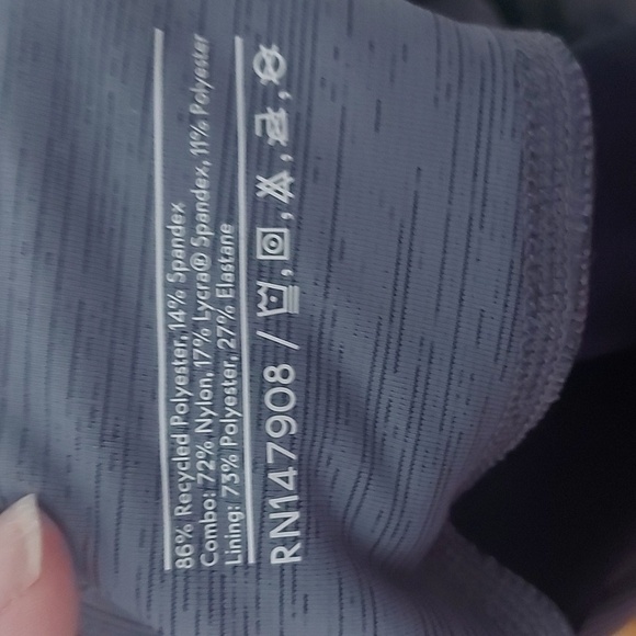 Outdoor Voices Hudson Shorts Lined Side Zip Pocket Size Large - Picture 8 of 8